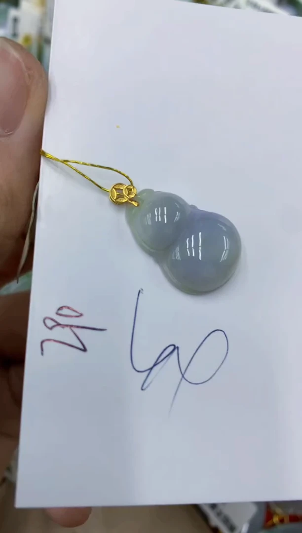 颈饰18K金镶嵌翡翠11111111111