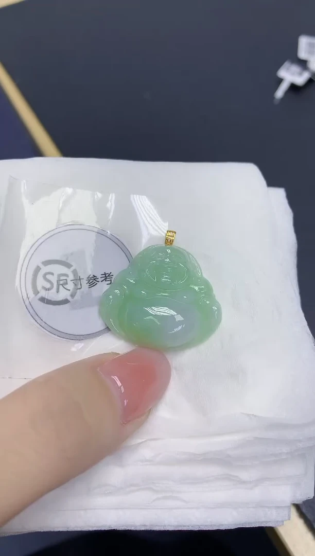 颈饰18K金镶嵌翡翠天然缅甸翡翠A货百元以上9元证书费自理
