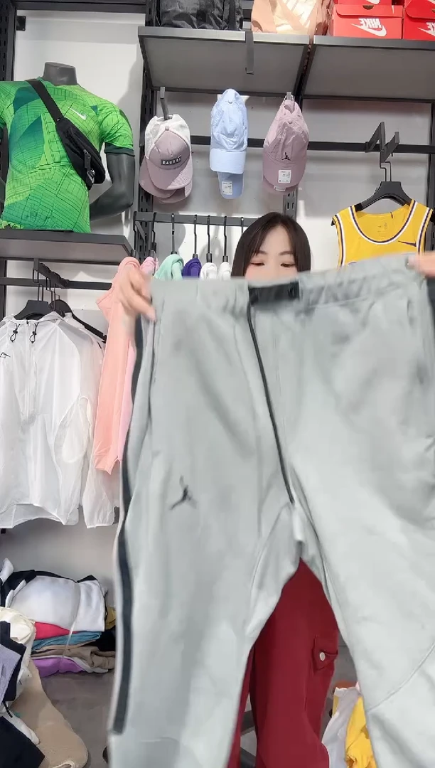 1338  编码 瑕疵款直播间过款为准 尺码 XL