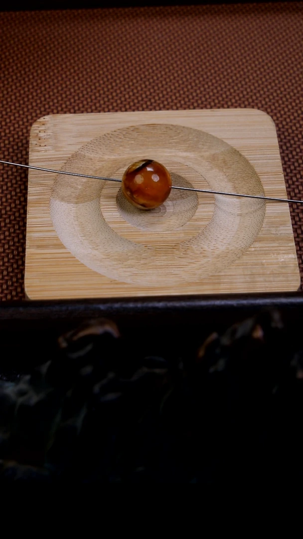 蜜蜡未镶嵌珠宝奇石沁色单珠40 多样性发其一