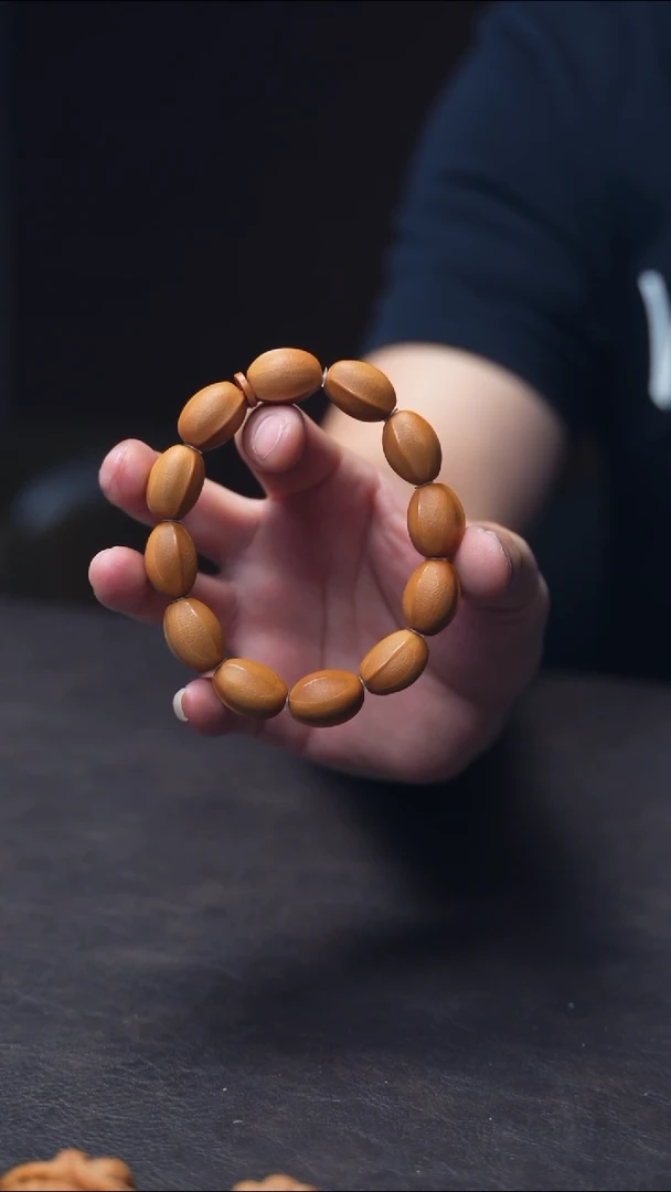 手串/手链橄榄核鲨鱼背手串