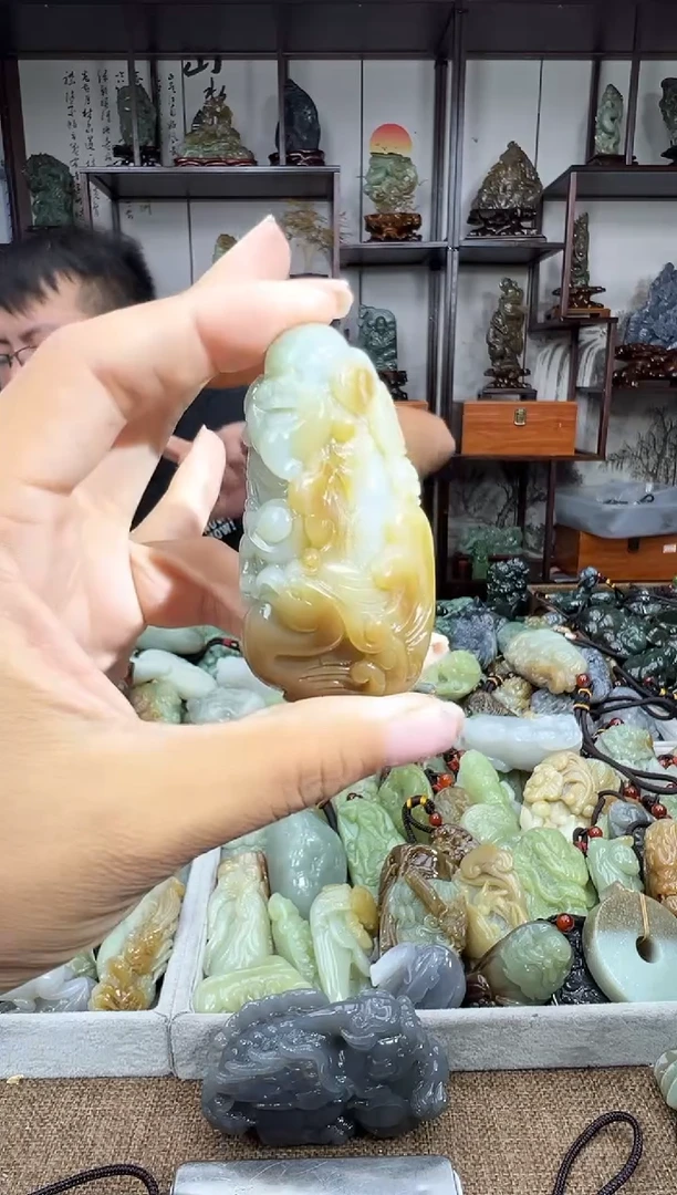 未镶嵌和田玉把件1