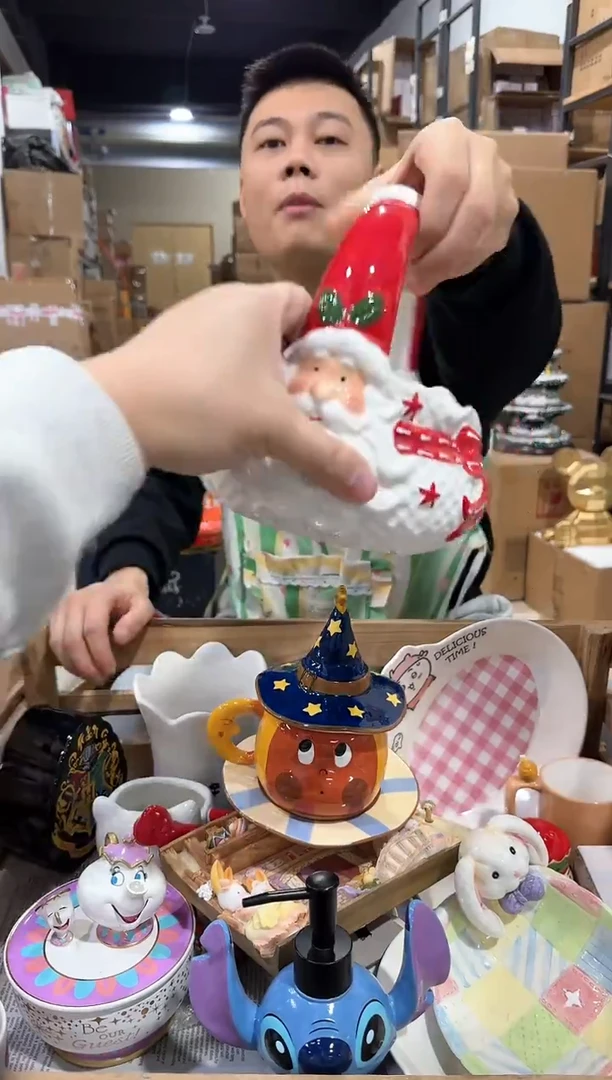 瓷片圣诞老人提篮收纳  有冰裂
