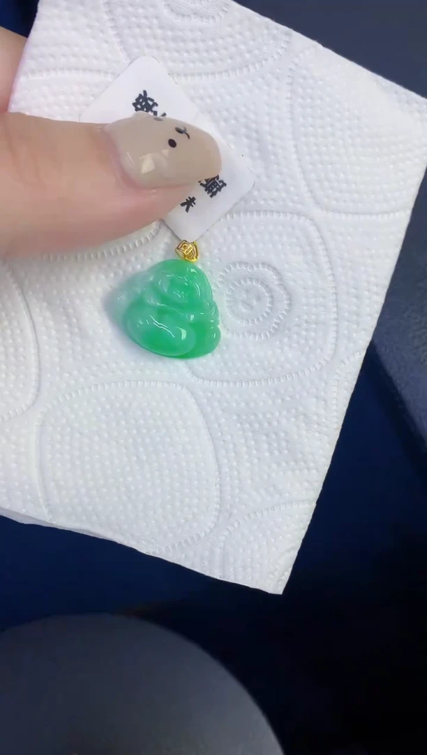 颈饰18K金镶嵌翡翠缅甸天然翡翠A货