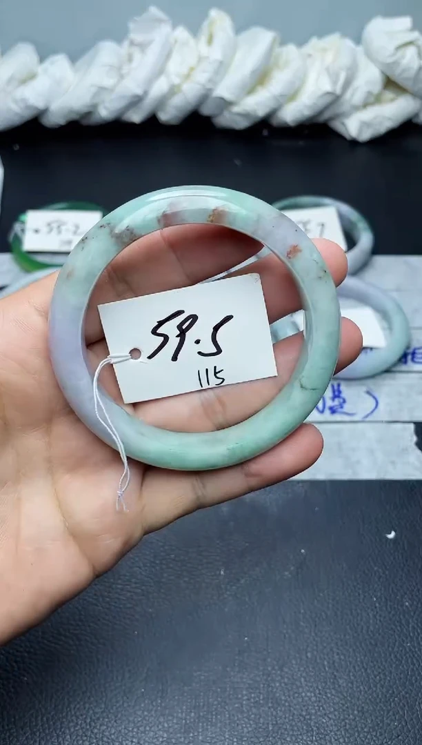 未镶嵌手镯翡翠115