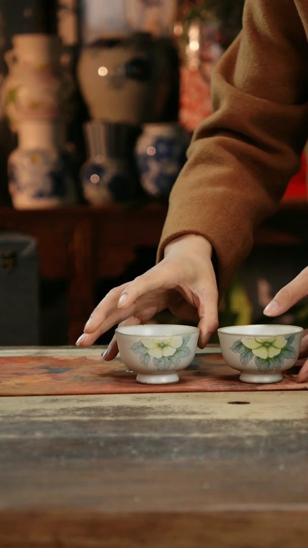 【闪购商品】瓷片景德镇纯手工釉下彩精品花瓶