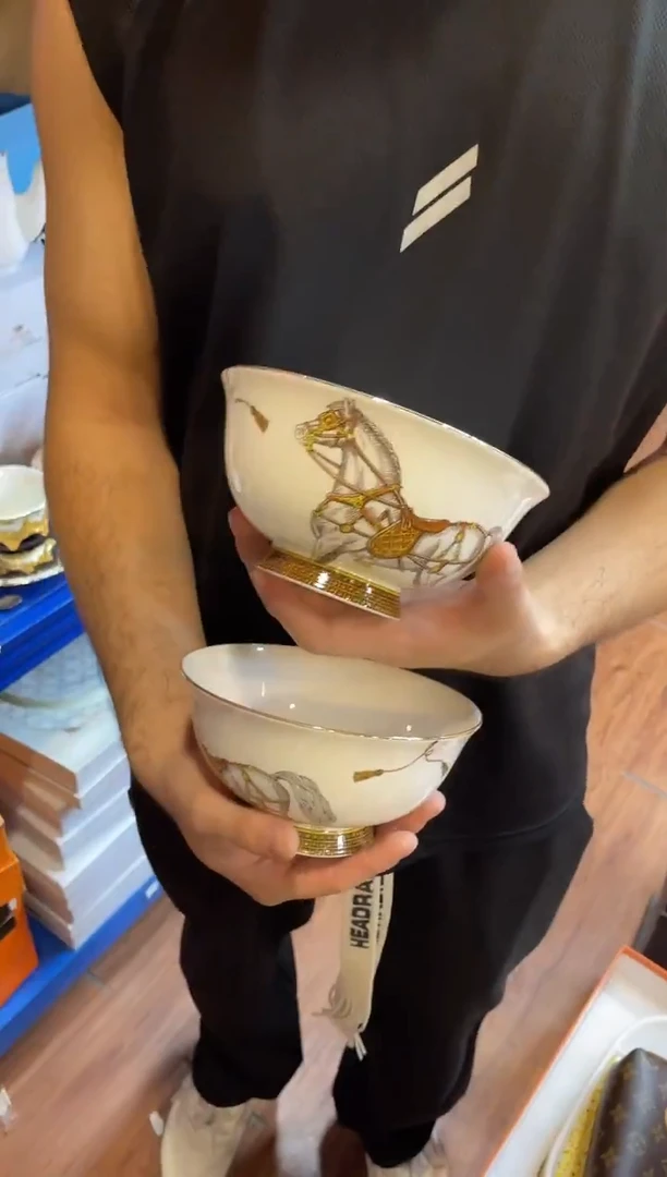 杯鸿辉家品牌瓷器，京东包邮！