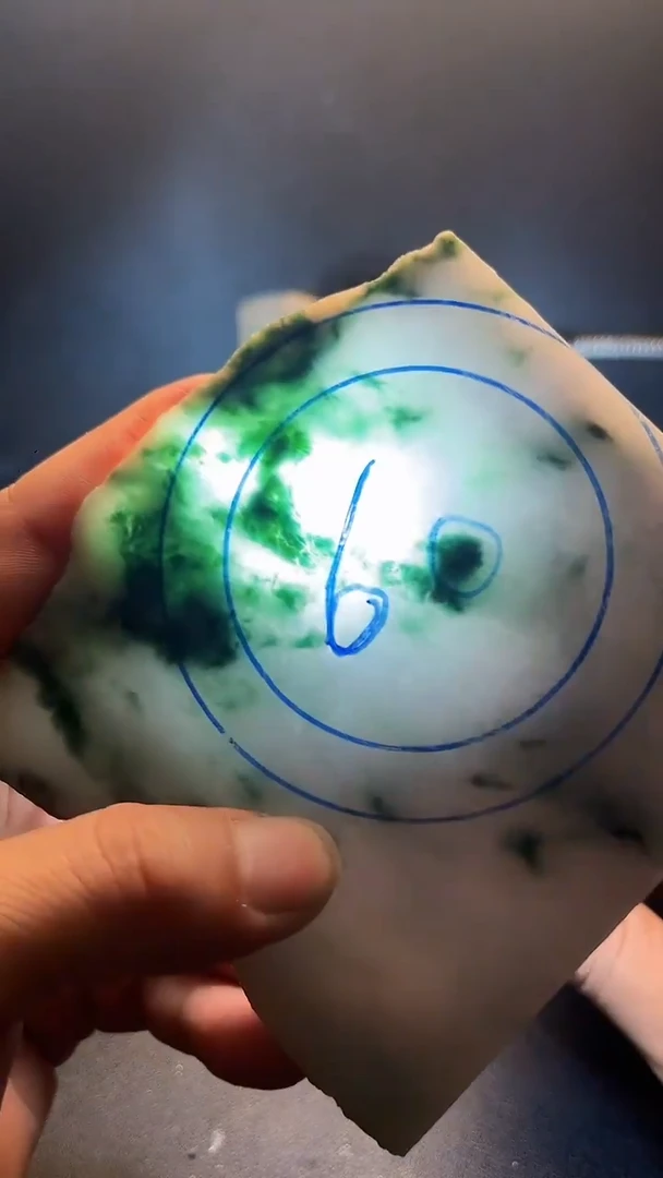 裸石翡翠笨*人天然翡翠