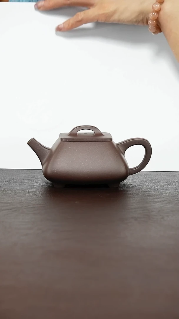 茶壶紫砂底槽青260毫升