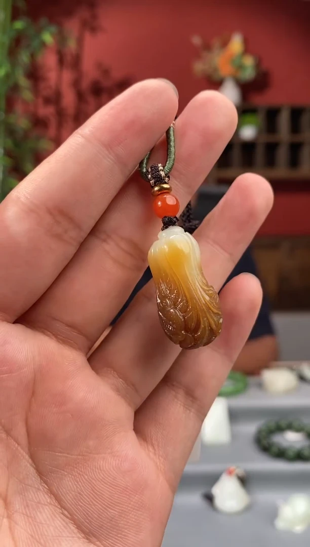和田玉未镶嵌吊坠(不含链)1