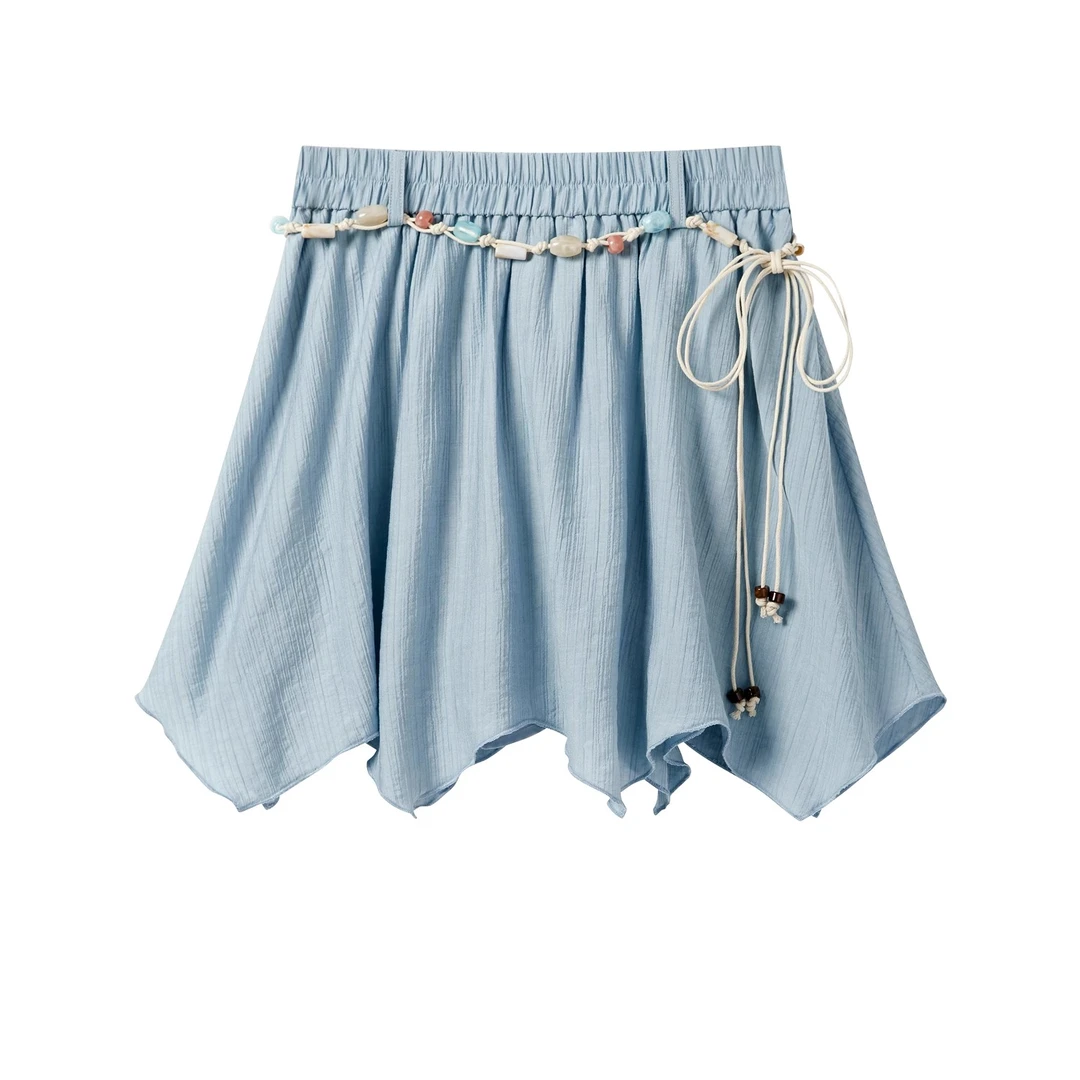 羊城故事-蓝色高腰不规则下摆半身裙松紧配腰链短裙Y50651026