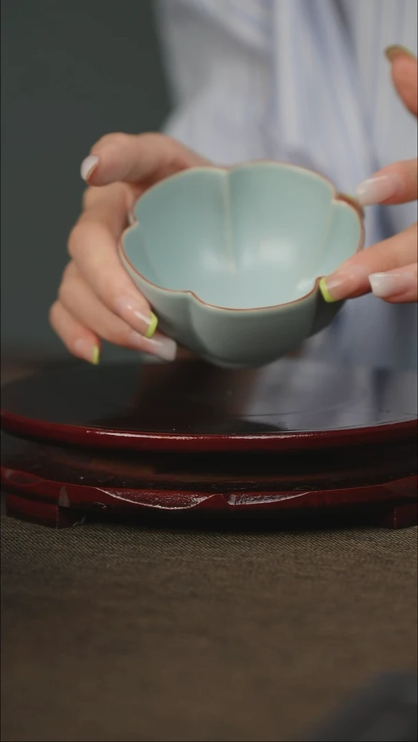 微微瑕 五瓣梅花杯 无底款