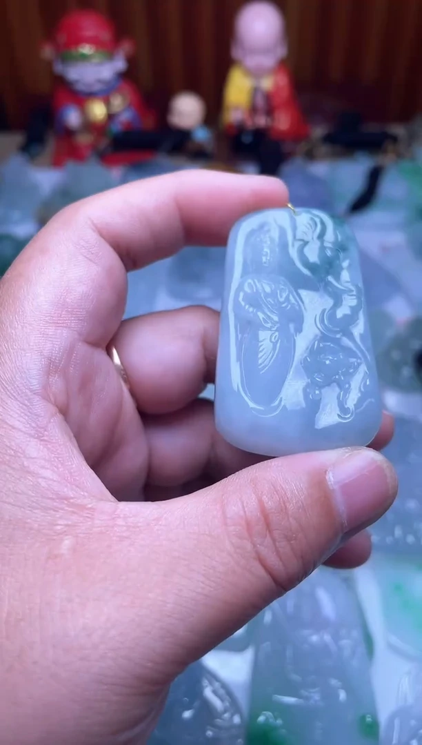 颈饰未镶嵌翡翠1