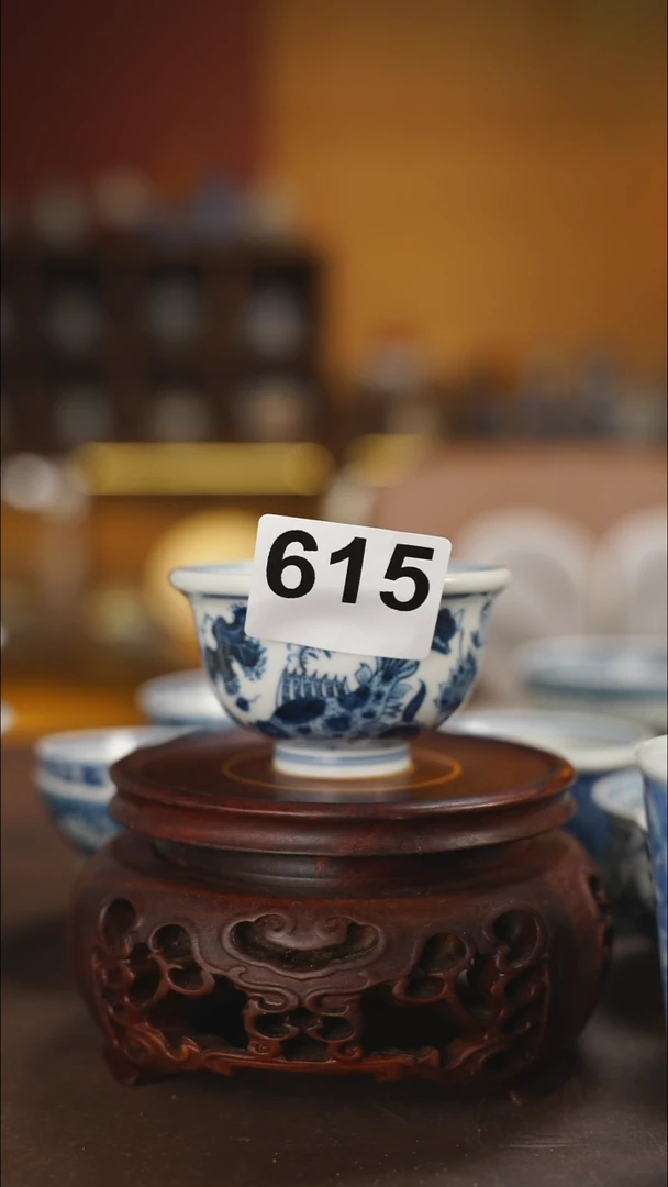 柴窑青花鱼藻纹中压手