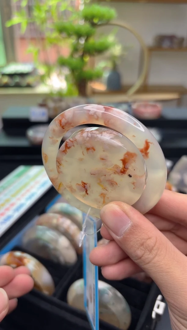 【闪购商品】石英质玉手镯未镶嵌C864(54圈赠送镯心)