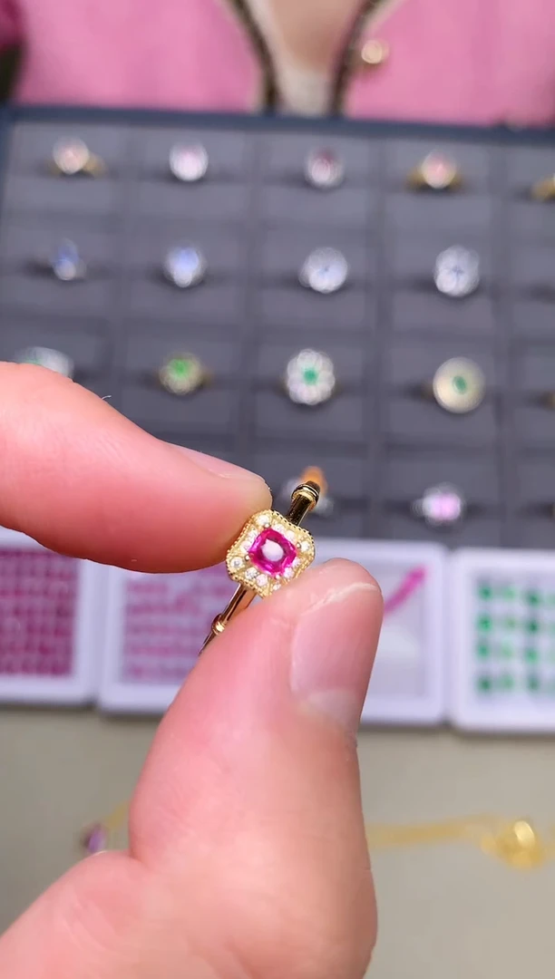 银S925镶嵌戒指尖晶石戒指