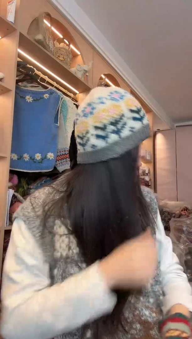 羊毛爆款灰色羊毛帽