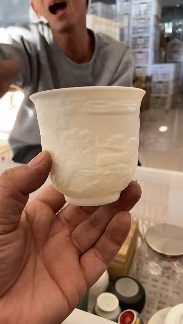 无运费险有瑕疵的摄影的产品有使用过的痕迹有点脏介意勿拍