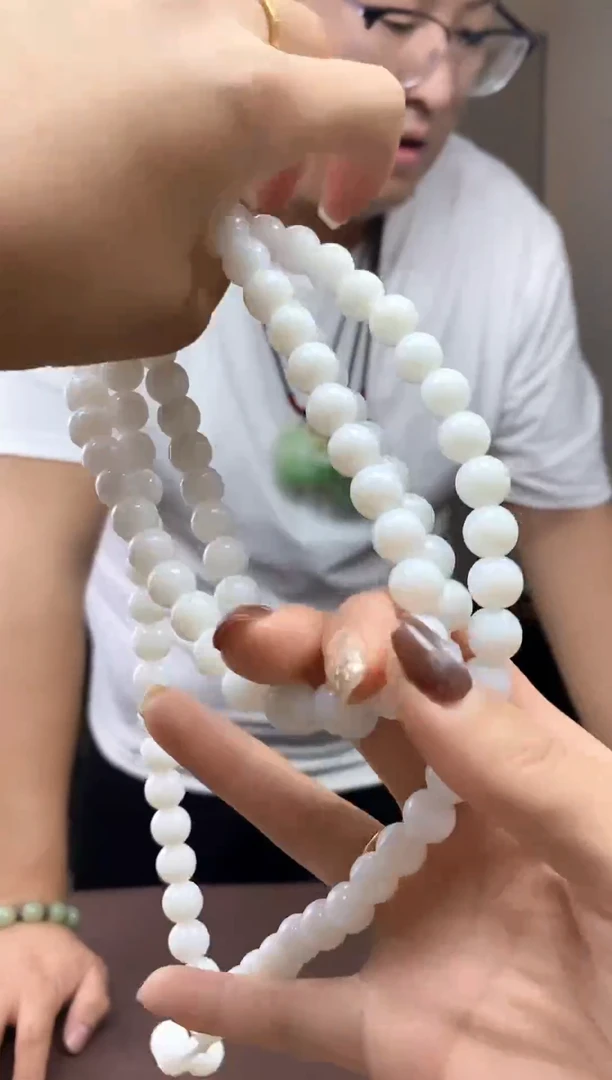 未镶嵌蛇纹石玉珠宝奇石多样性随机发一