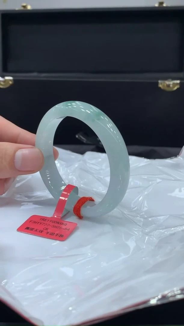 未镶嵌手镯翡翠翡翠手镯
