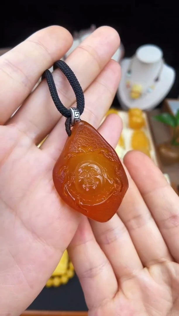 琥珀未镶嵌珠宝奇石柒月