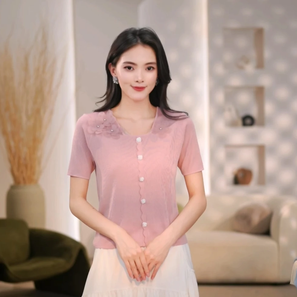 方形领2025百搭夏新款气质精致女人上衣显瘦微透花朵短袖针织