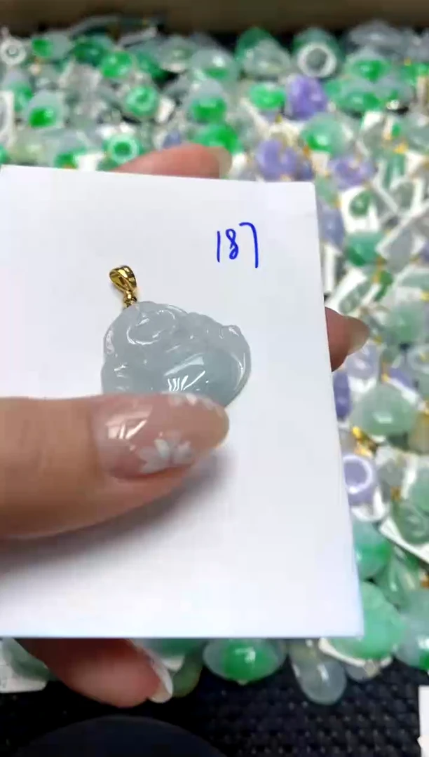 【闪购商品】翡翠颈饰合金111111111111111111