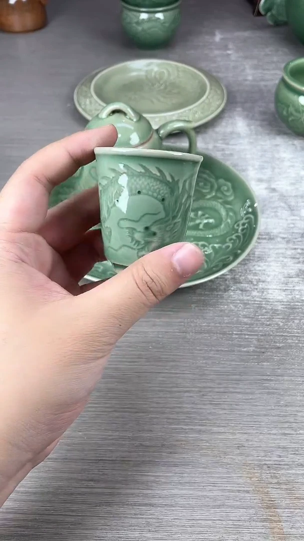 龙泉青瓷仓储大放漏