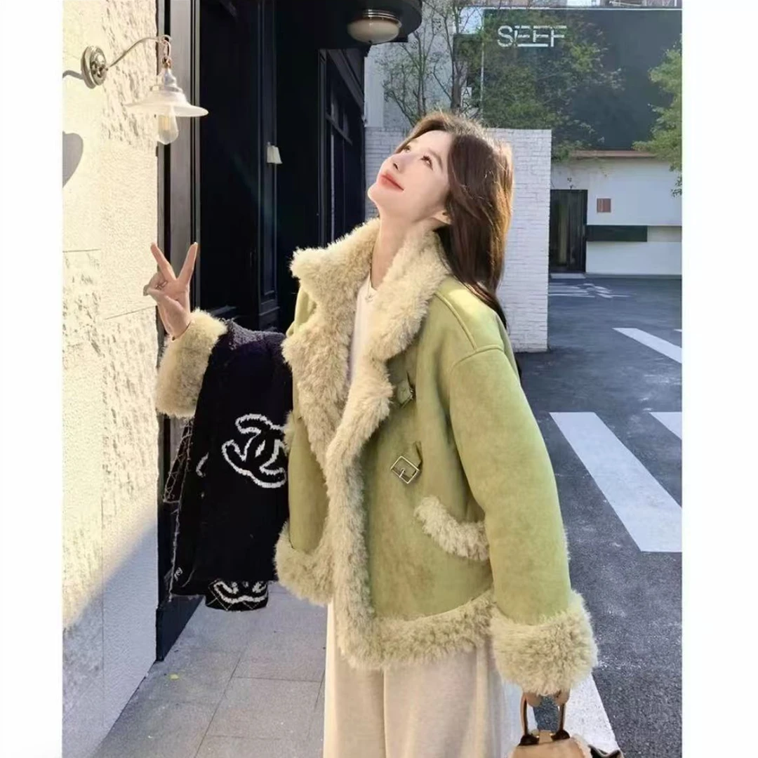 秋冬翻领气质休闲保暖短外套短款冬季女防风