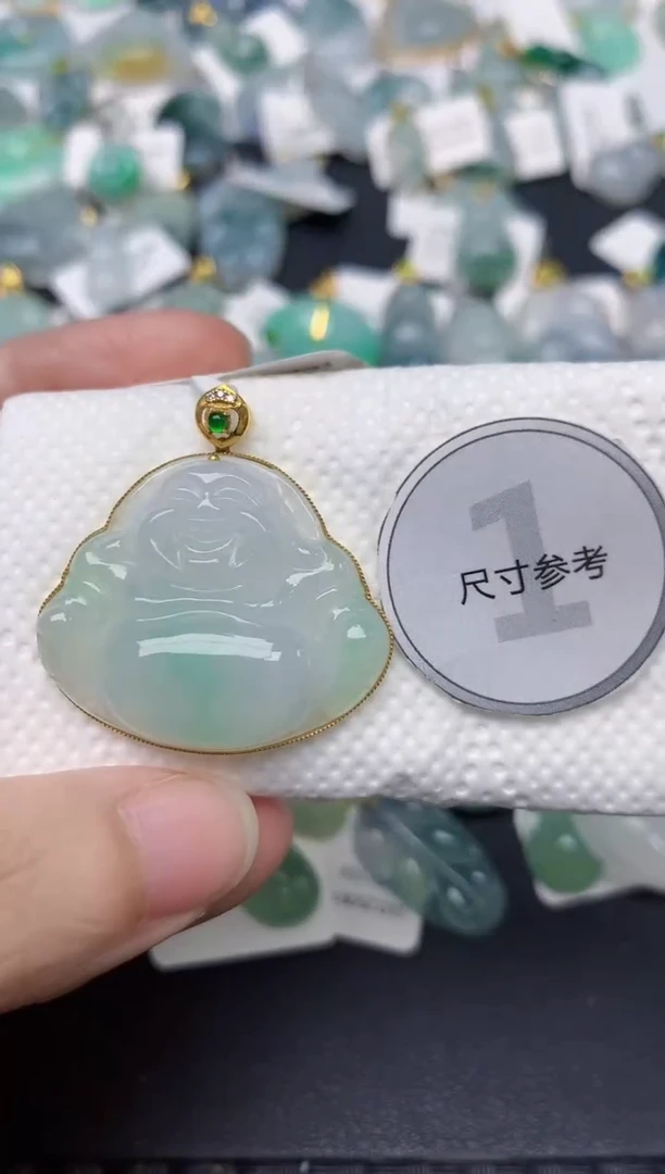 颈饰18K金镶嵌翡翠天然缅甸A货翡翠