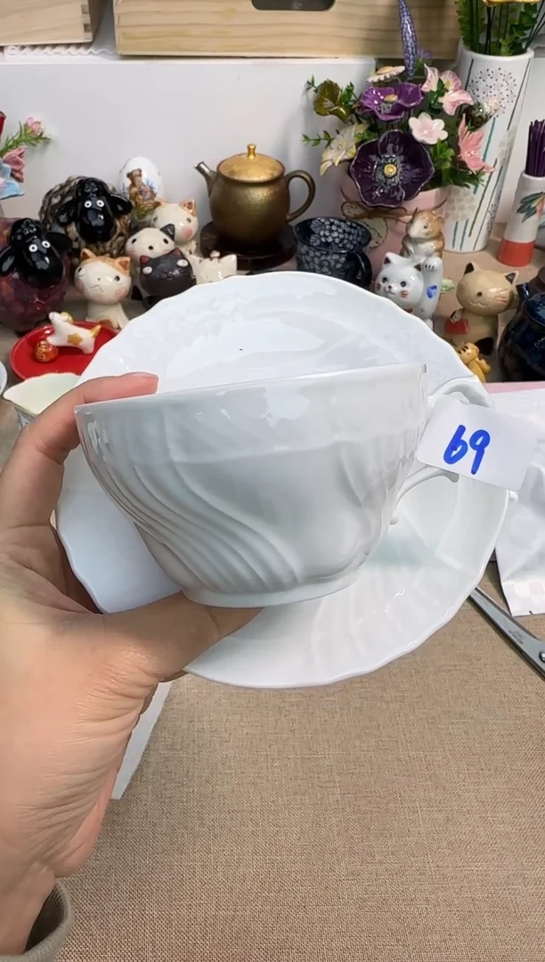 瓷片泡泡家的瓷器真好看