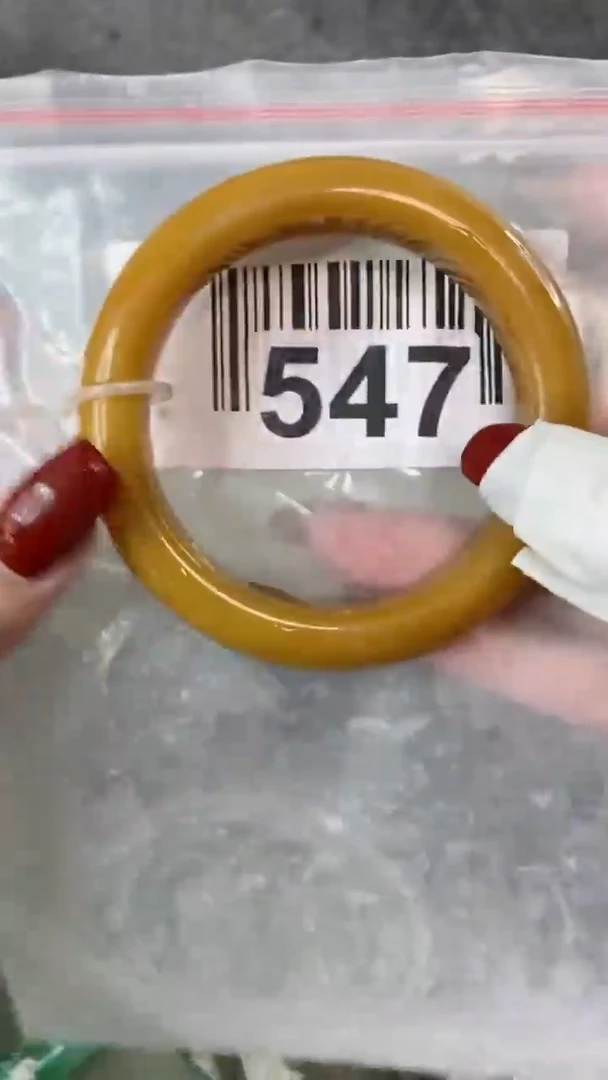 【闪购商品】石英质玉手镯未镶嵌6162+547