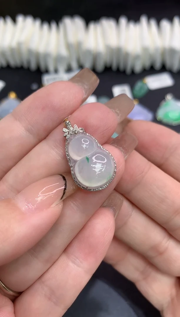 吊坠(不含链)18K金镶嵌翡翠11