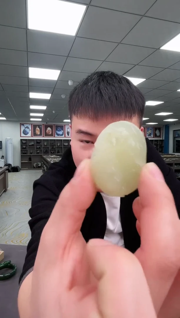 未镶嵌和田玉挂件b34