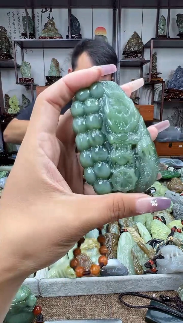 未镶嵌和田玉把件1