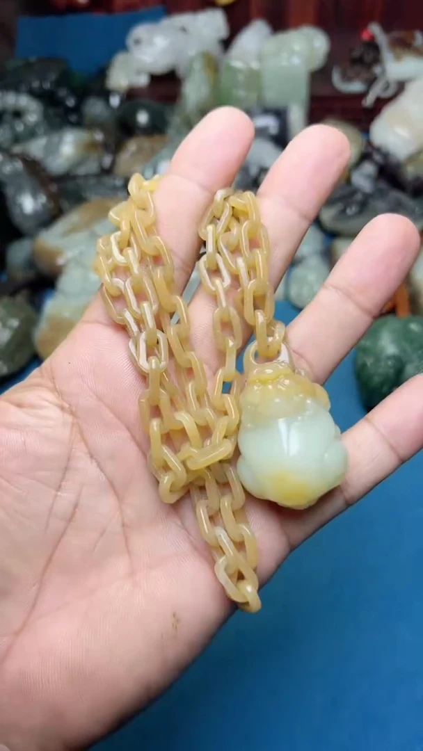 和田玉未镶嵌挂件-