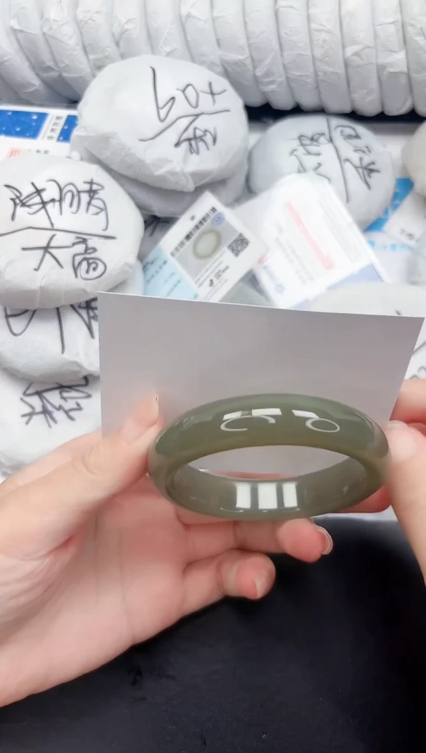 未镶嵌手镯石英质玉213-56.4SHS