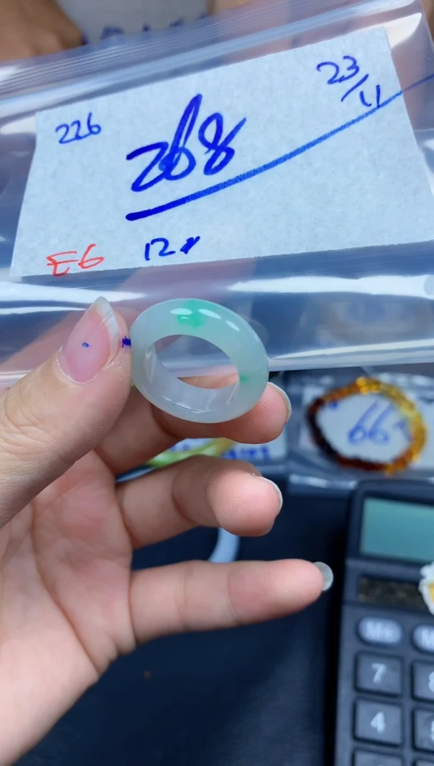 未镶嵌定制翡翠226毛货需精细抛光挂件多样性拍一发一