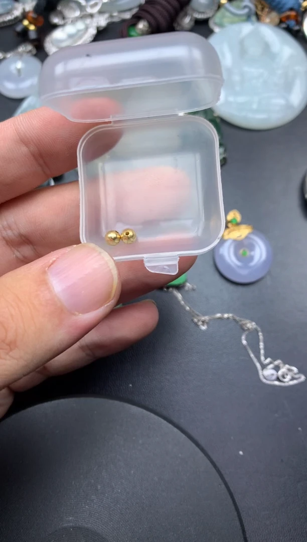 颈饰未镶嵌翡翠?***仙金珠4mm