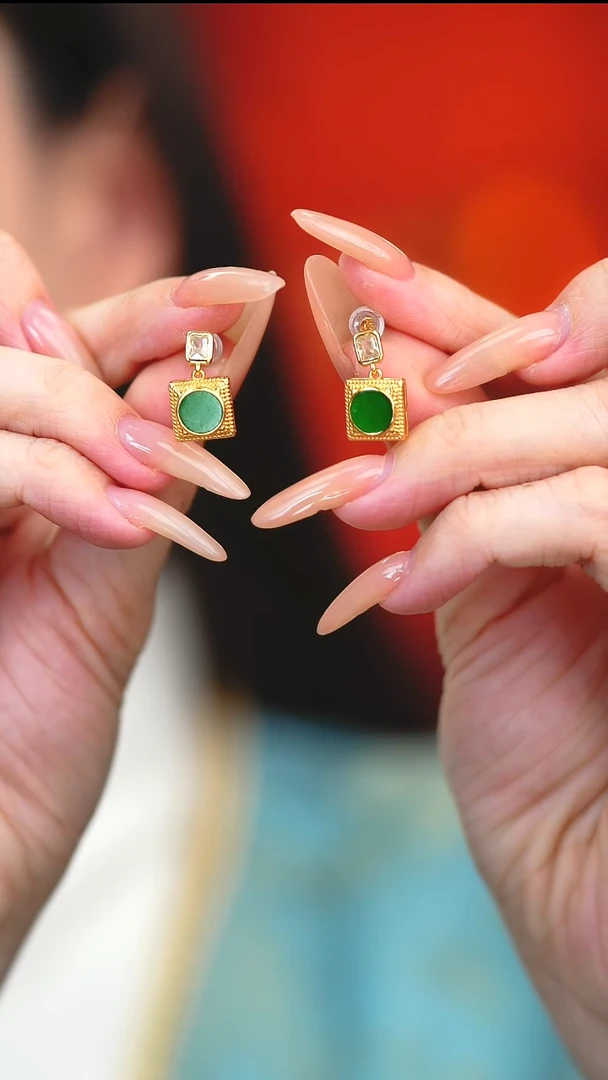 银S925镶嵌翡翠耳饰*新款