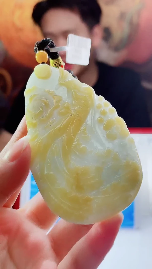 颈饰未镶嵌翡翠多样性发其一