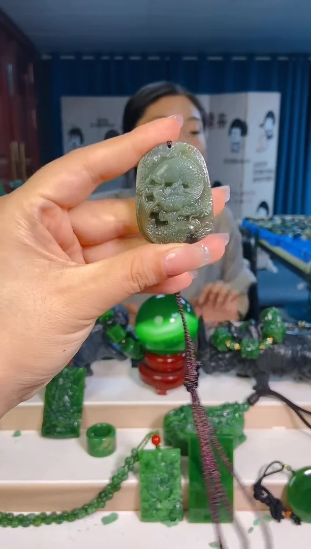 和田玉未镶嵌挂件1