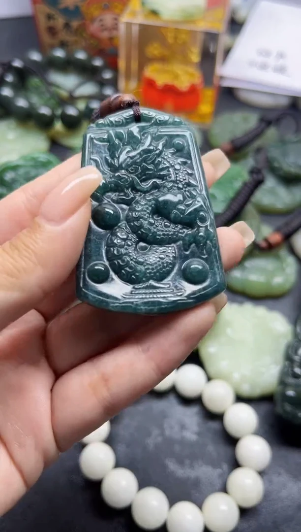 【闪购商品】翡翠颈饰未镶嵌翡翠