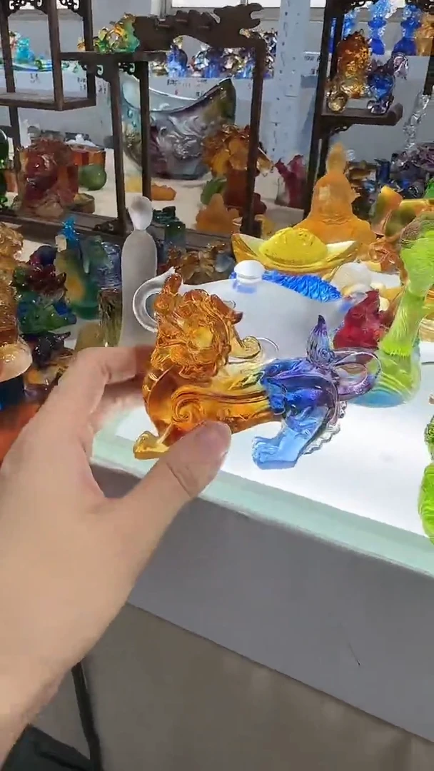 手工艺品琉璃貔貅
