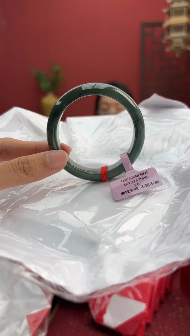 未镶嵌手镯翡翠翡翠手镯15