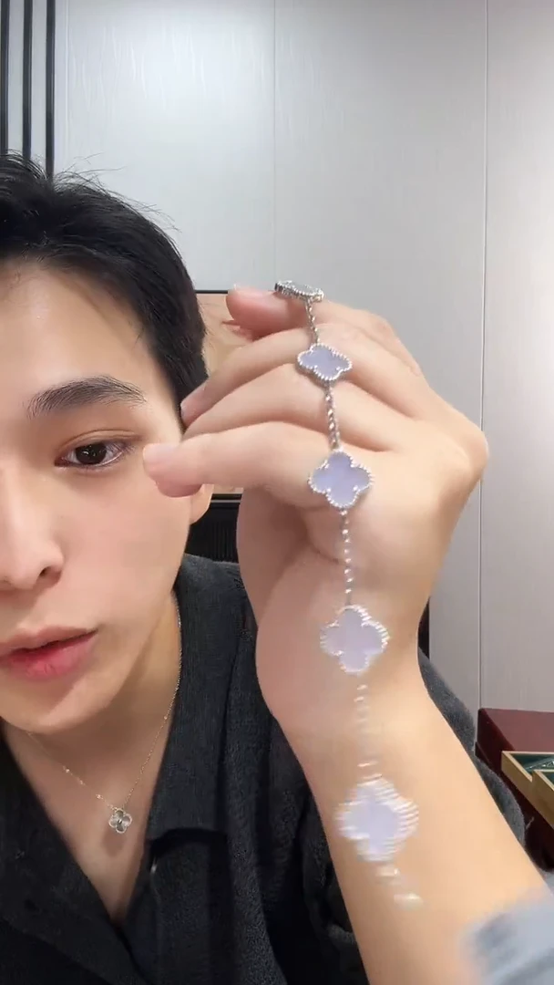 18K金镶嵌手链玛瑙/玉髓紫色k白，五花手链