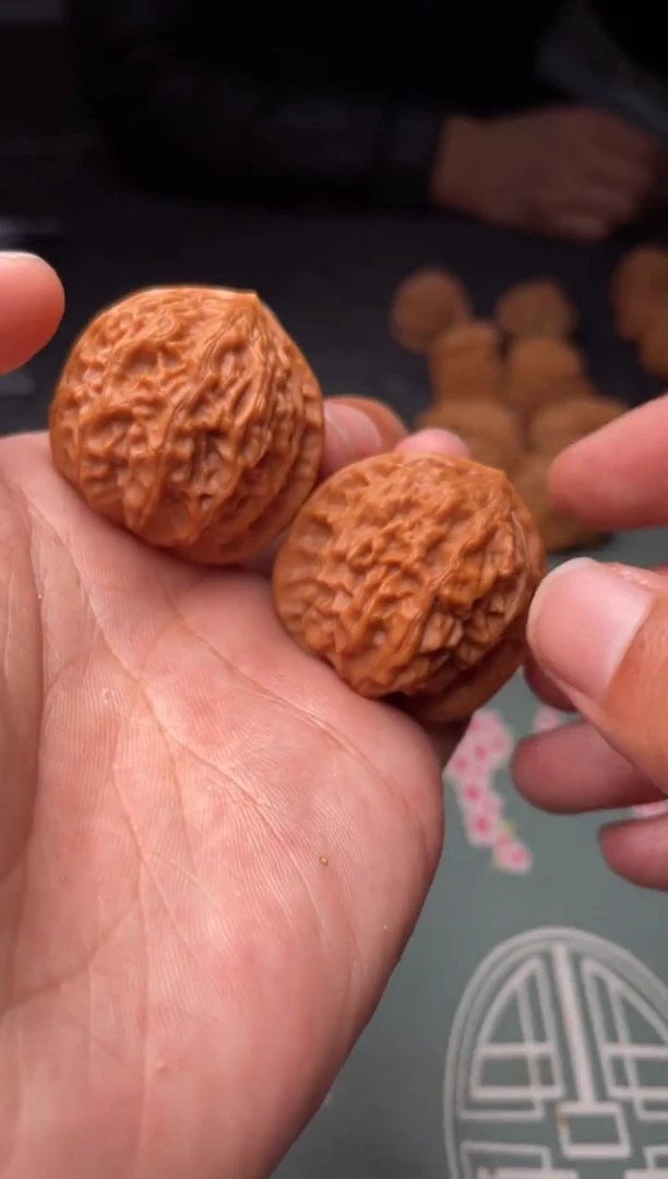 把件文玩核桃a51  瓷娃娃   36尺