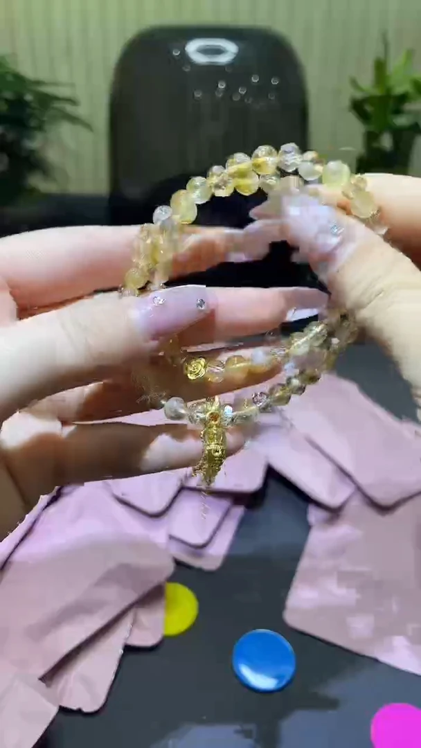 【闪购商品】水晶手链合金专属浮力061