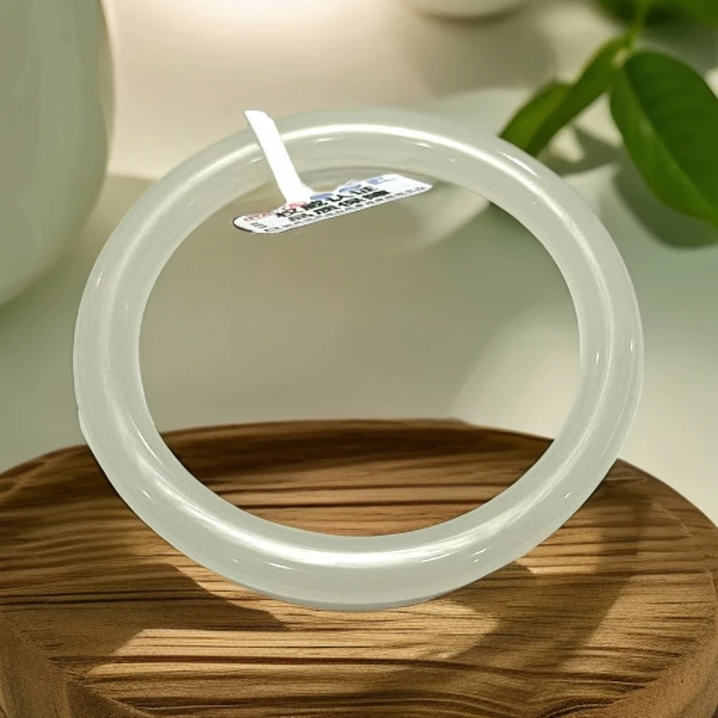 天然和田玉 晴水细圆条手镯 A0115