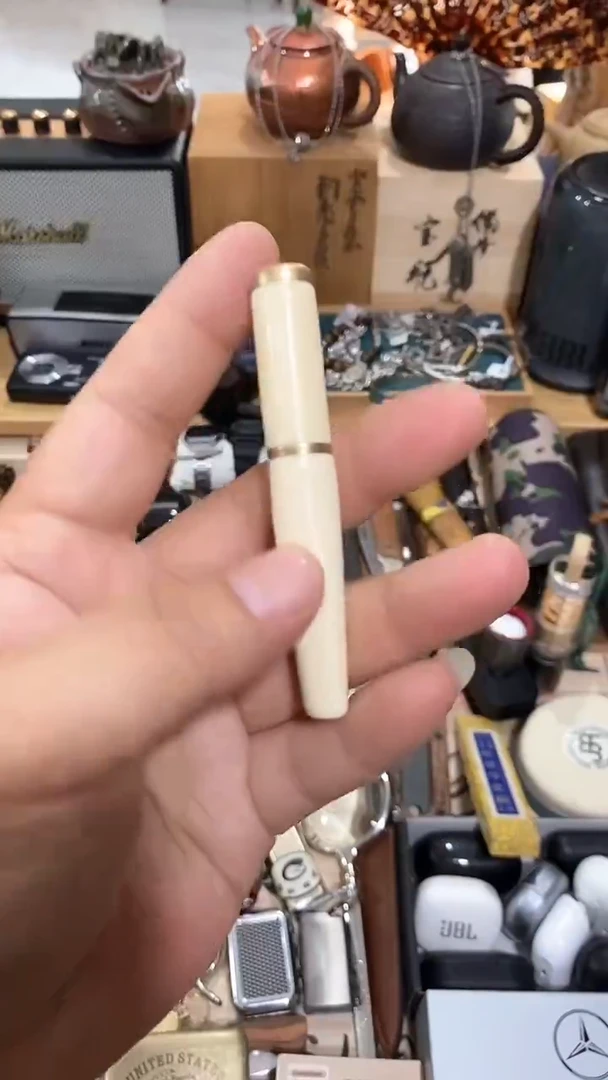 瓷片闪购商品 如图所示